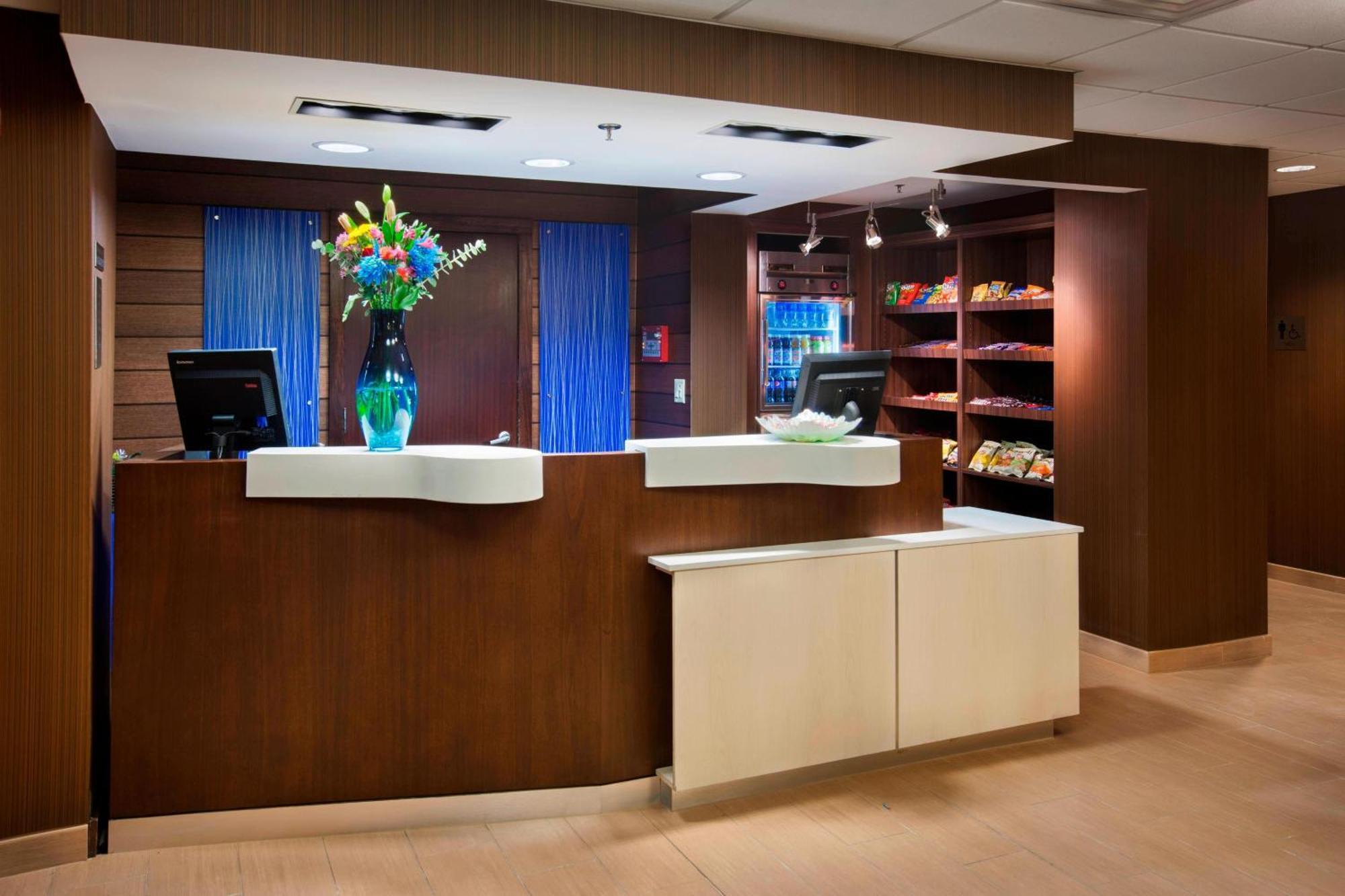 Fairfield Inn By Marriott East Rutherford Meadowlands Экстерьер фото